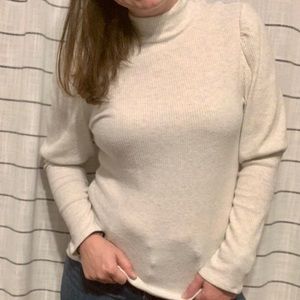 NWT white heathered mock neck sweater with puffed sleeves.